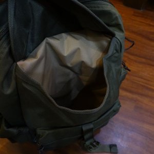 画像5: 【FILSON】SURVEYOR 36L BACKPACK - Service Green