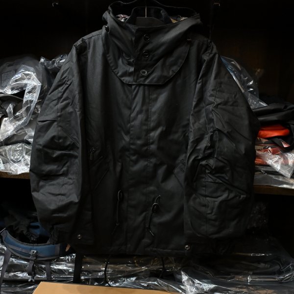 画像1: 【Barbour】Short Wind Waxed Parka (1)