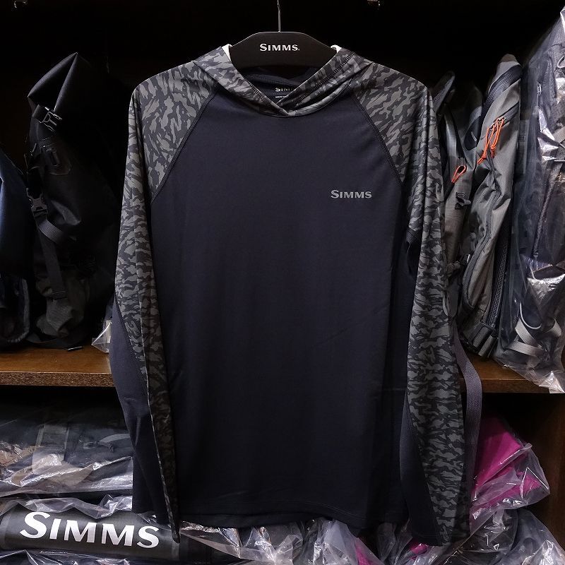 Simms Challenger Solar Hoody - Black/Ghost Camo Graphite - M